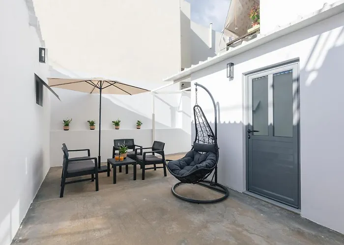 Kalopsia Home